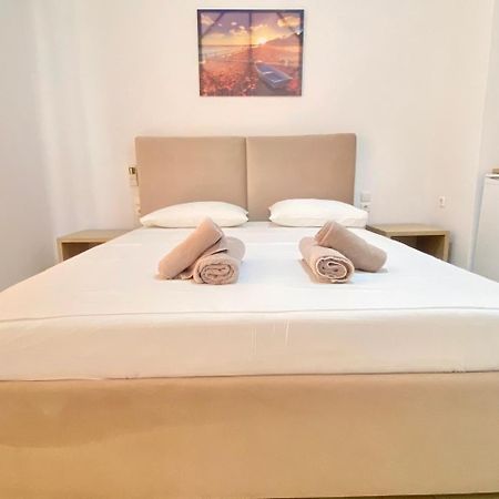 Foti Rooms Himare Exterior foto