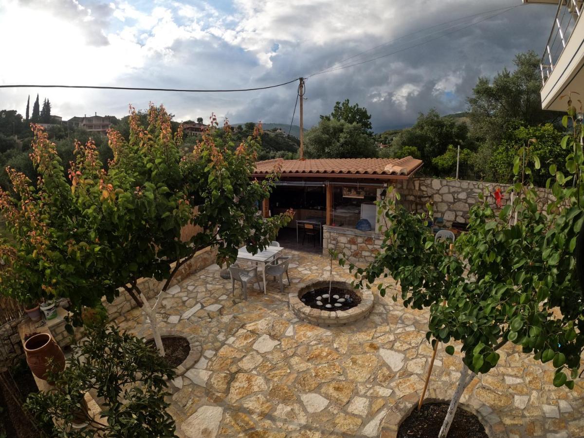 Foti Rooms Himare Exterior foto