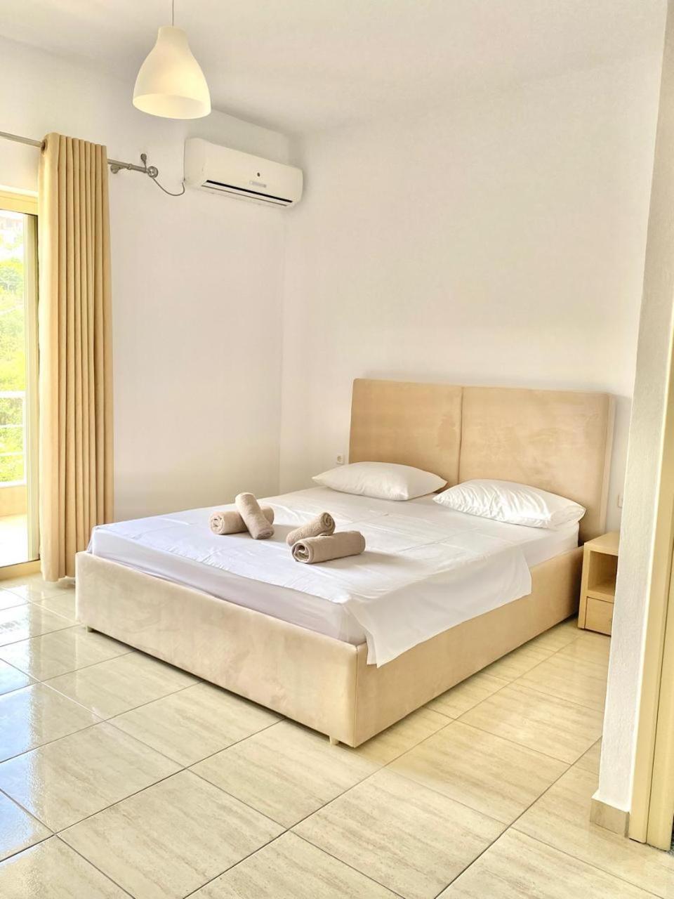 Foti Rooms Himare Exterior foto