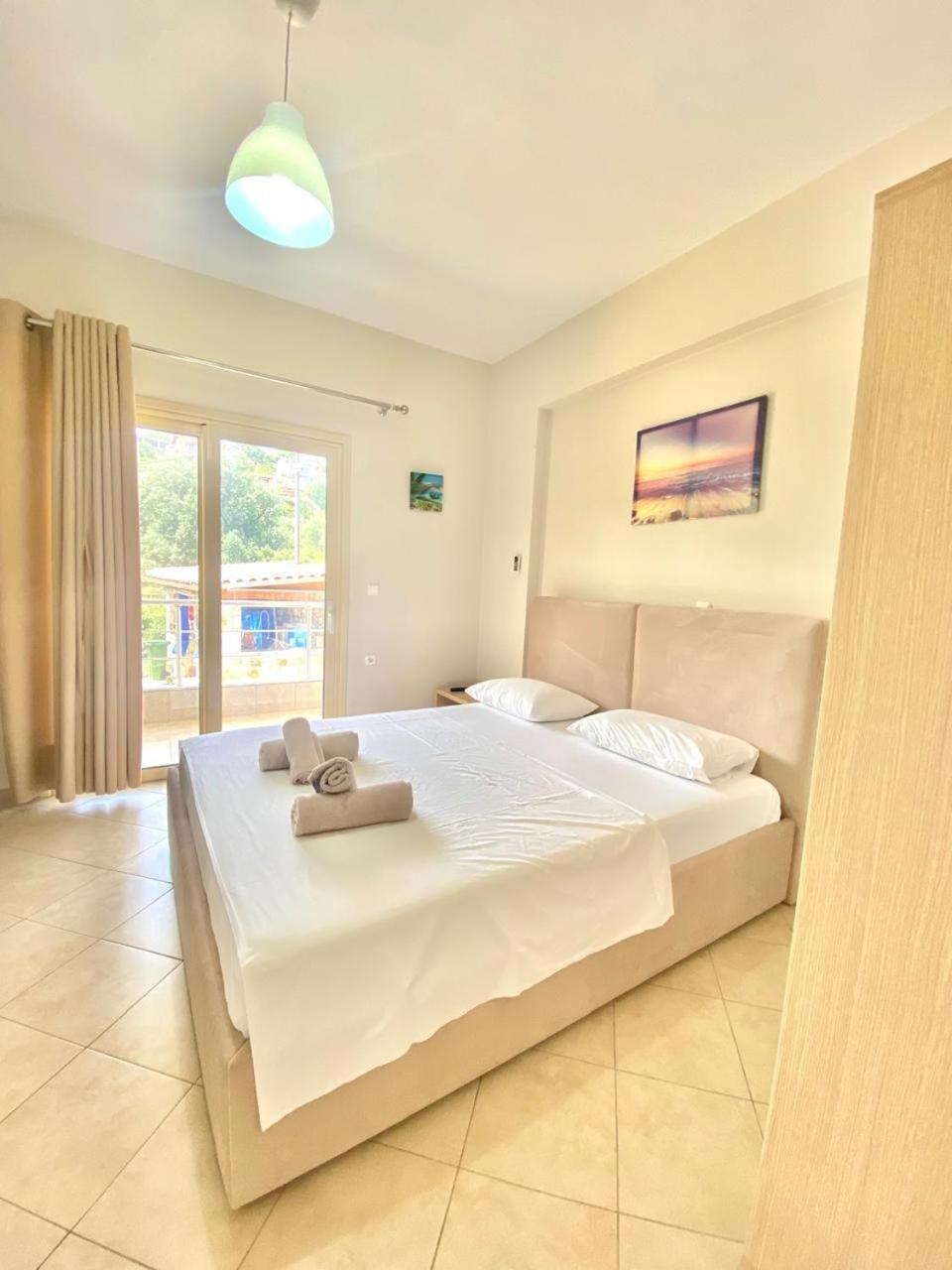 Foti Rooms Himare Exterior foto