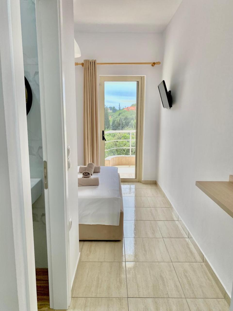 Foti Rooms Himare Exterior foto