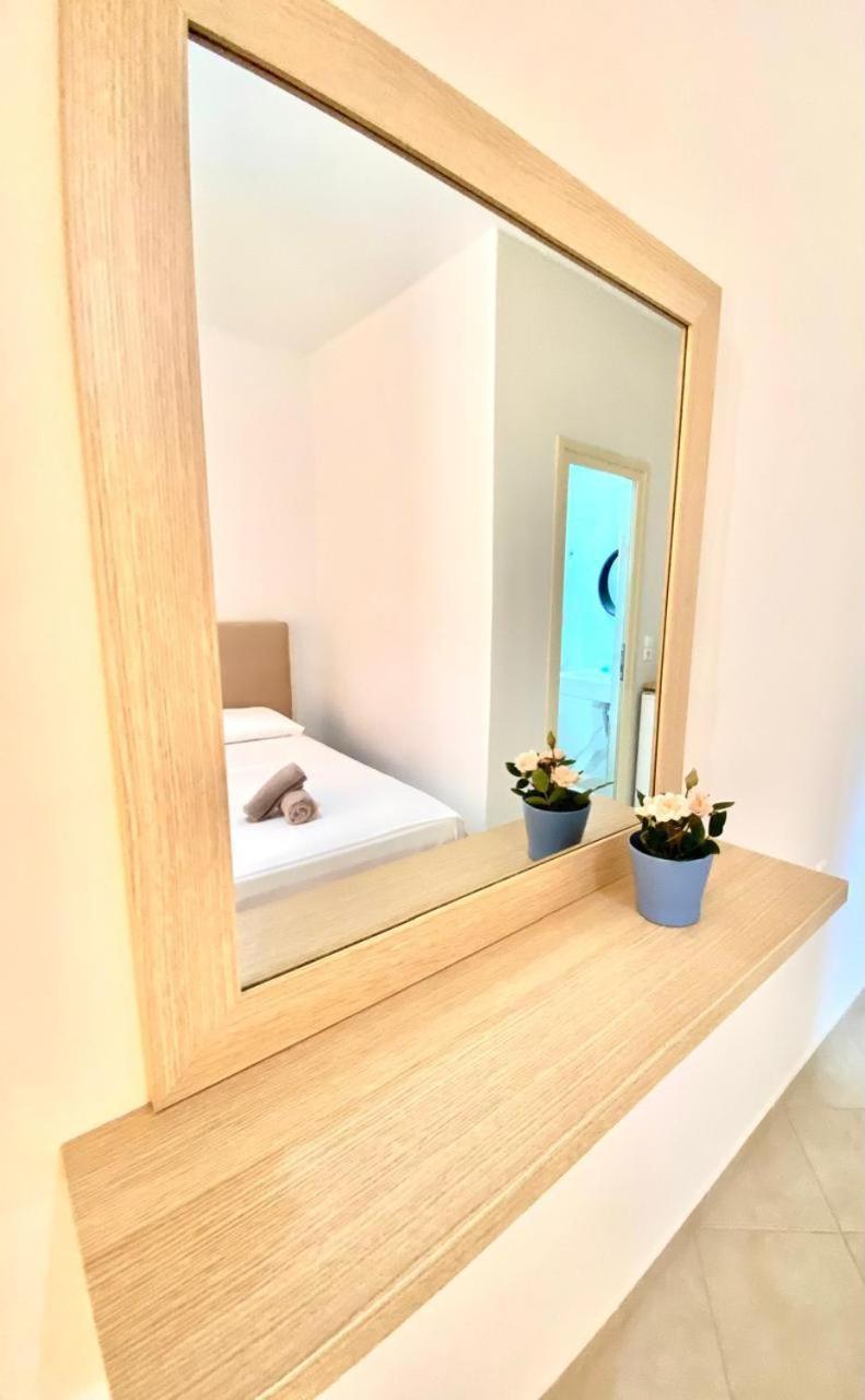 Foti Rooms Himare Exterior foto