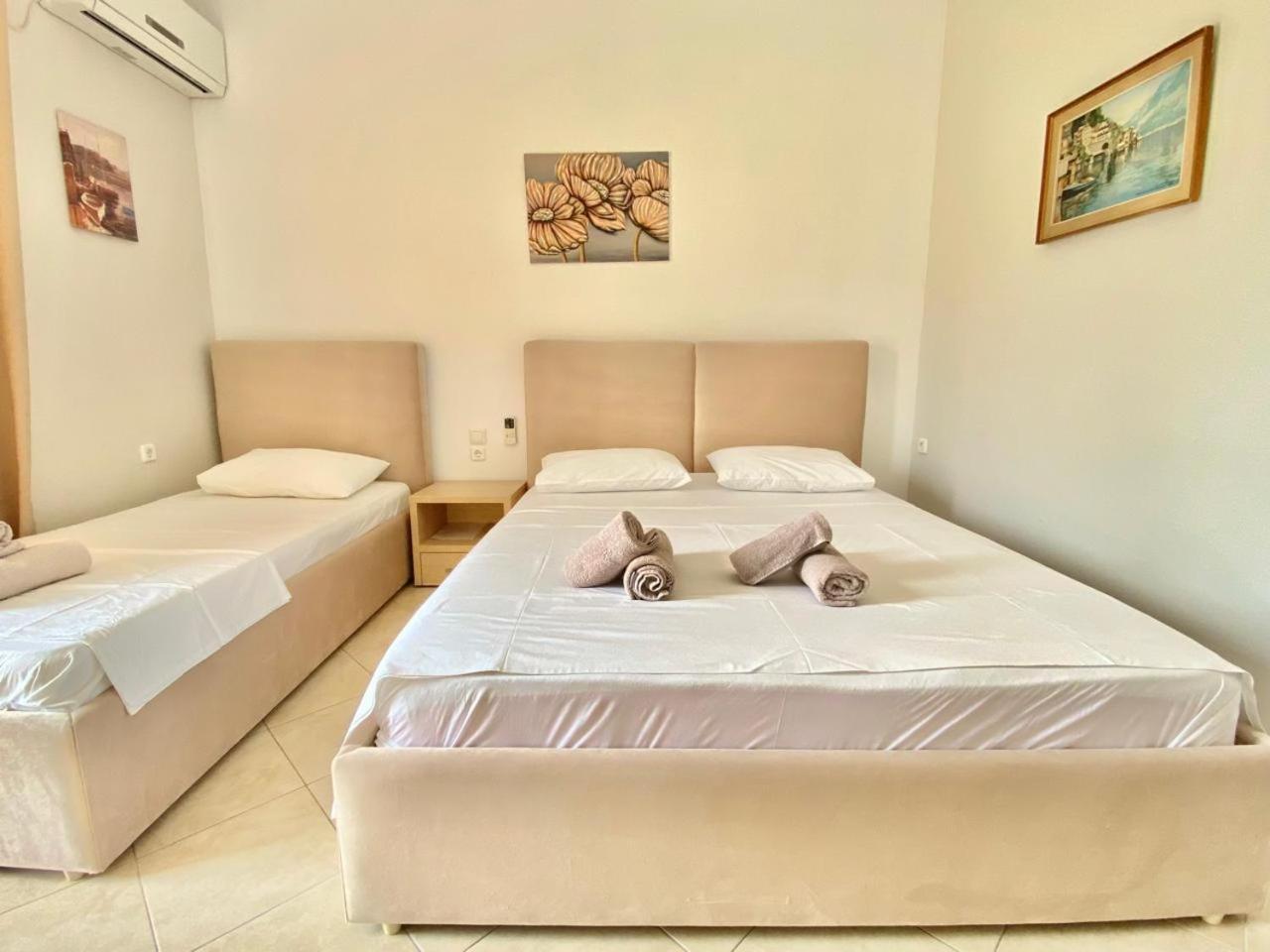 Foti Rooms Himare Exterior foto