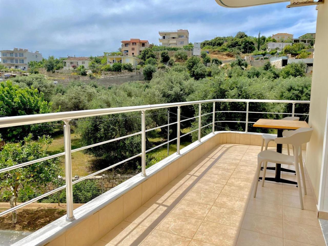 Foti Rooms Himare Exterior foto