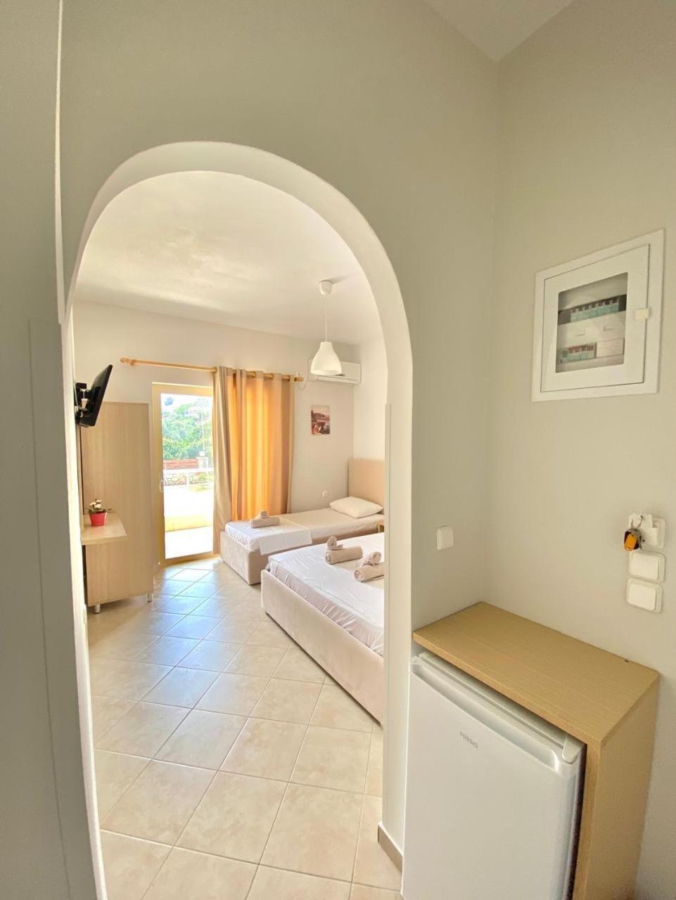 Foti Rooms Himare Exterior foto