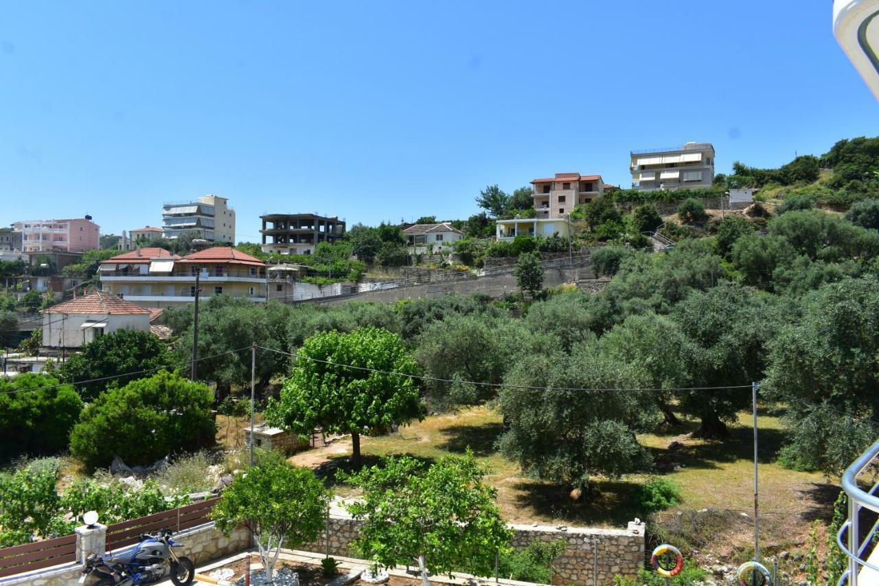 Foti Rooms Himare Exterior foto